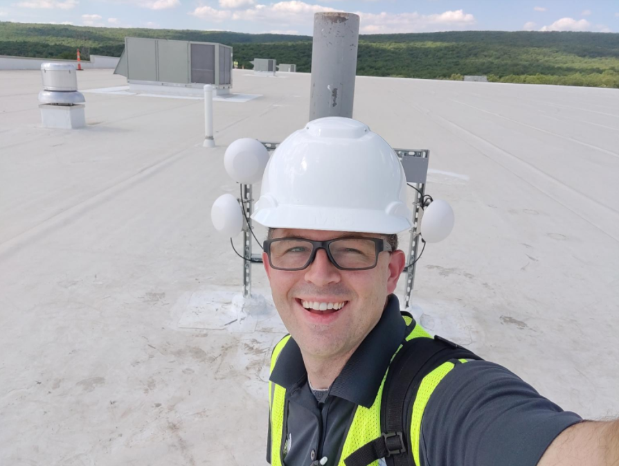 Rooftop antenna installation